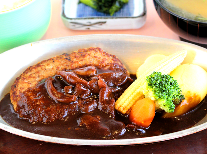 デミグラスハンバーグ